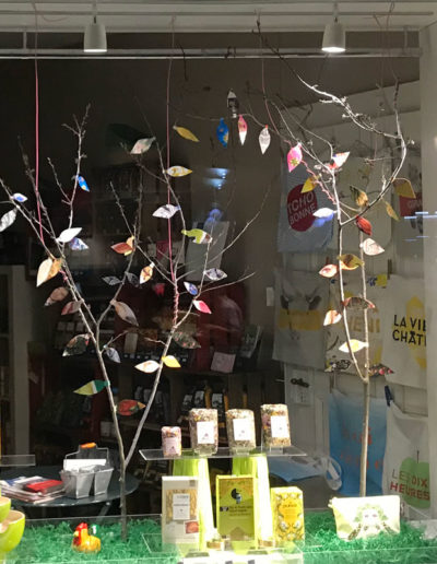 Une vitrine à l’ambiance printanière à Vevey